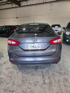 2016 Ford Fusion Hybrid SE