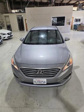 Shale Gray Metallic 2017 Hyundai SONATA SE