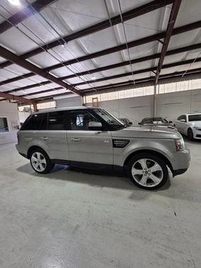 Gold 2013 Land Rover Range Rover Sport HSE