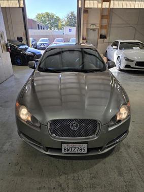 2010 Jaguar XF Luxury
