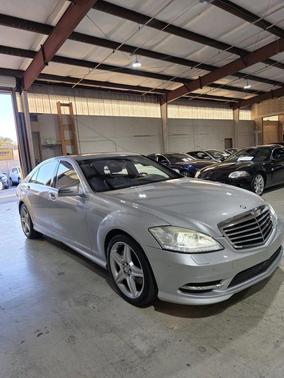 2010 Mercedes-Benz S-Class S 550 Sedan 4D