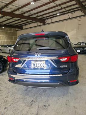 2016 INFINITI QX60 Base