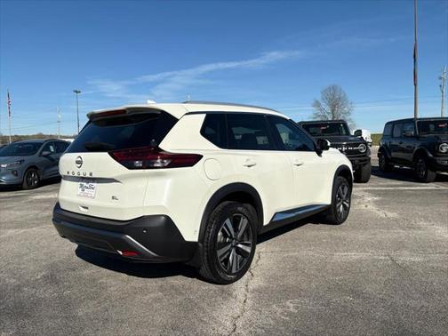 2023 Nissan Rogue SL