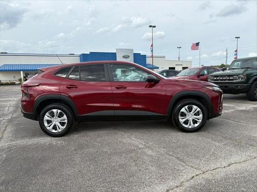 2024 Chevrolet Trax LS