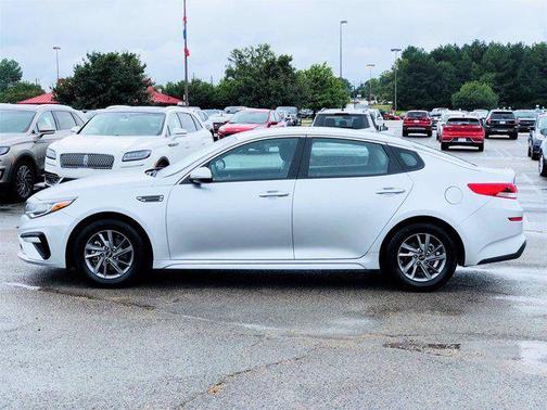 2020 Kia Optima LX