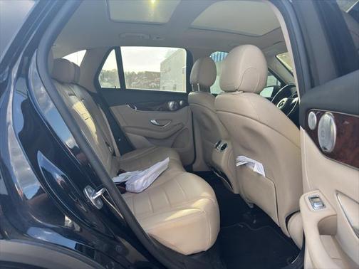 2017 Mercedes-Benz GLC 300 Base