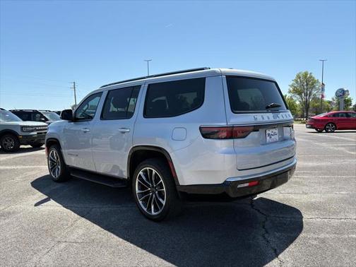 2022 Jeep Wagoneer Series II 4x4