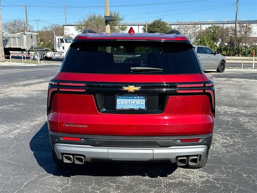 2025 Chevrolet Traverse LT