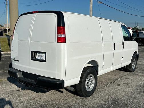 2025 Chevrolet Express 2500 RWD 2500 Regular Wheelbase WT