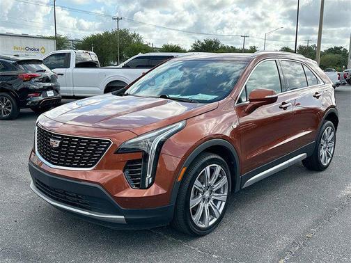 2021 Cadillac XT4 Premium Luxury