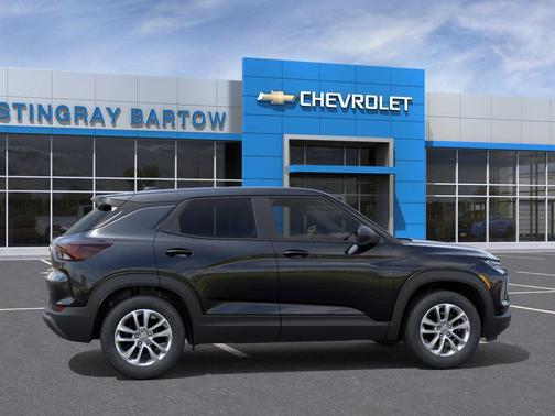 Mosaic Black Metallic 2026 Chevrolet Trailblazer LS
