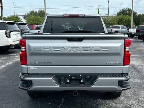 2025 Chevrolet Silverado 1500 Custom