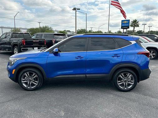 2022 Kia Seltos S