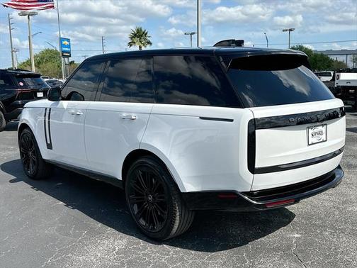 2024 Land Rover Range Rover P400 SE