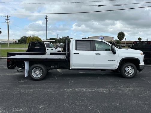 2025 Chevrolet Silverado 3500 WT