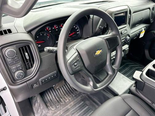 2025 Chevrolet Silverado 3500 WT