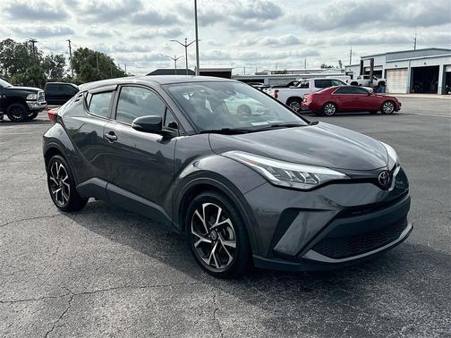 2021 Toyota C-HR XLE