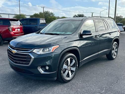 2020 Chevrolet Traverse LT Leather