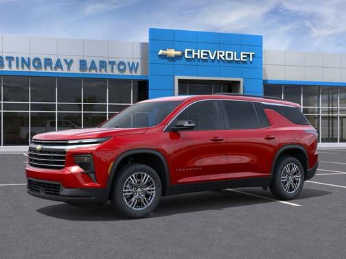 Radiant Red Tintcoat 2026 Chevrolet Traverse LT