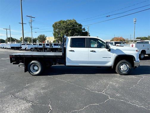 2025 Chevrolet Silverado 3500 WT