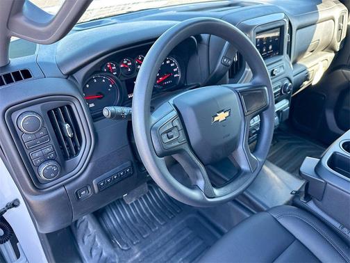 2025 Chevrolet Silverado 3500 WT