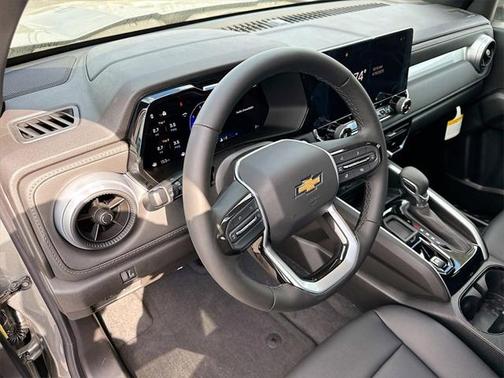 2025 Chevrolet Colorado WT