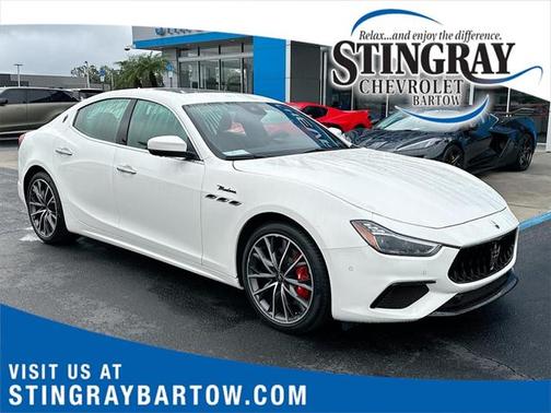 2023 Maserati Ghibli Modena Q4