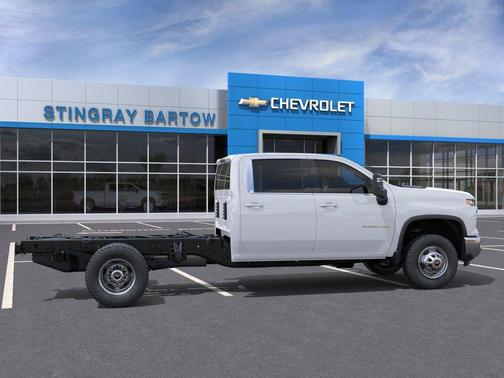 Summit White 2025 Chevrolet Silverado 3500 WT