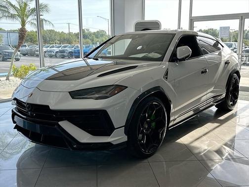 2024 Lamborghini Urus Performante
