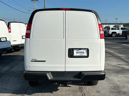 2025 Chevrolet Express 2500 RWD 2500 Regular Wheelbase WT