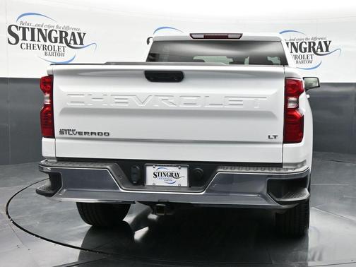 Summit White 2024 Chevrolet Silverado 1500 LT