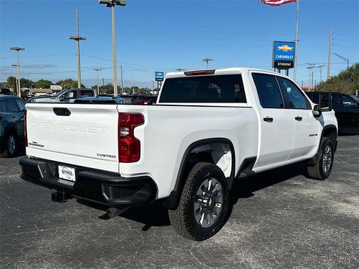 2026 Chevrolet Silverado 2500 Custom