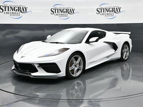 Arctic White 2025 Chevrolet Corvette Stingray w/3LT