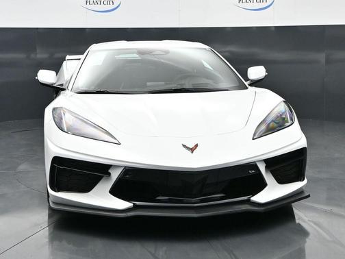 Arctic White 2025 Chevrolet Corvette Stingray w/3LT