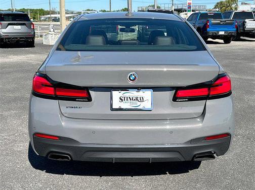 2022 BMW 540 i