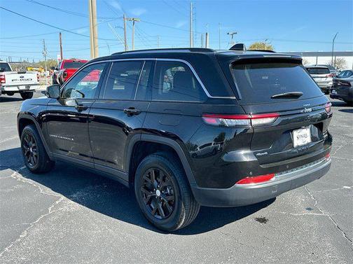 2023 Jeep Grand Cherokee Limited X