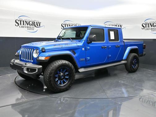 Hydro Blue Pearlcoat 2022 Jeep Gladiator Overland