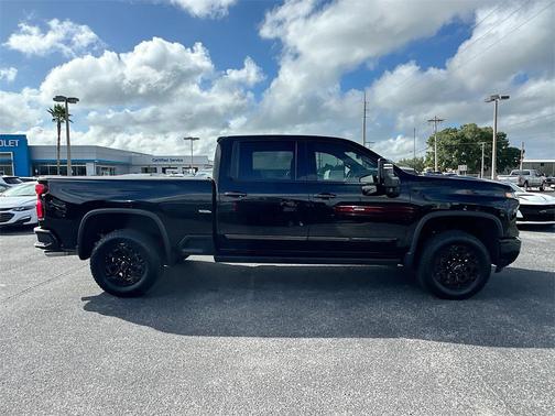 2024 Chevrolet Silverado 3500 High Country