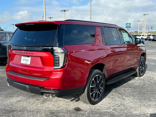 2026 Chevrolet Suburban RST