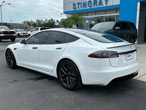 2021 Tesla Model S Plaid