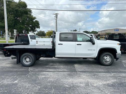 2025 Chevrolet Silverado 3500 WT
