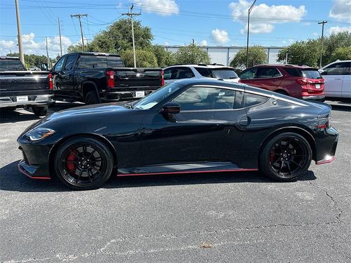 2024 Nissan Z NISMO Auto