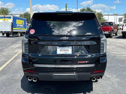 2025 Chevrolet Suburban RST