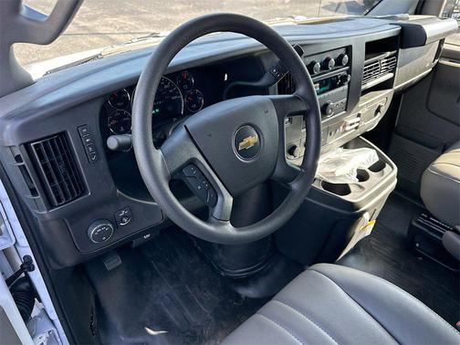2025 Chevrolet Express 2500 RWD 2500 Extended Wheelbase WT
