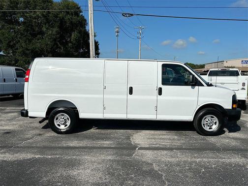 2025 Chevrolet Express 2500 RWD 2500 Extended Wheelbase WT