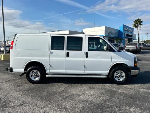 2024 GMC Savana 2500 Work Van