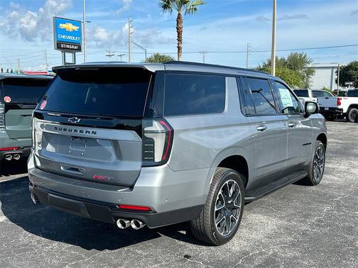 2026 Chevrolet Suburban RST