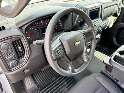 2025 Chevrolet Silverado 2500 Custom