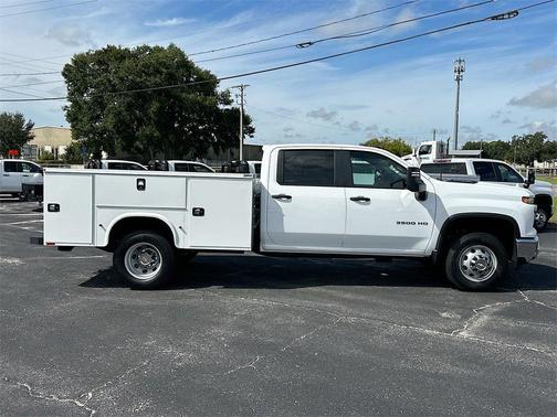 2025 Chevrolet Silverado 3500 WT