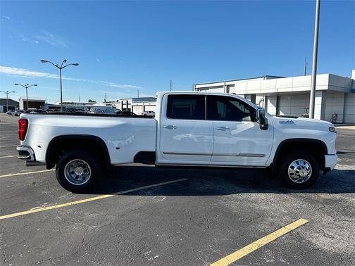 2025 Chevrolet Silverado 3500 High Country